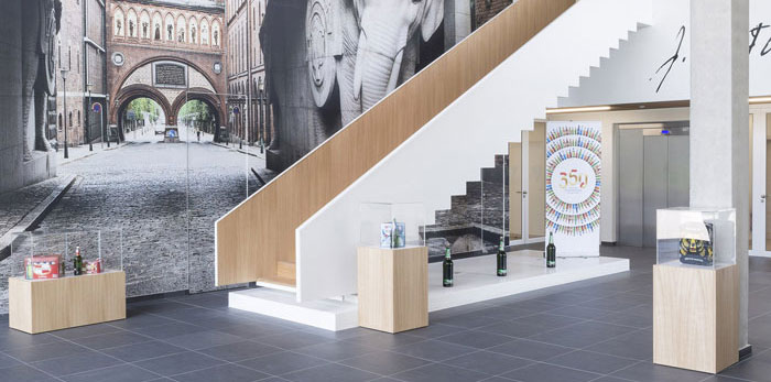 研發中心辦公室裝修設計效果圖