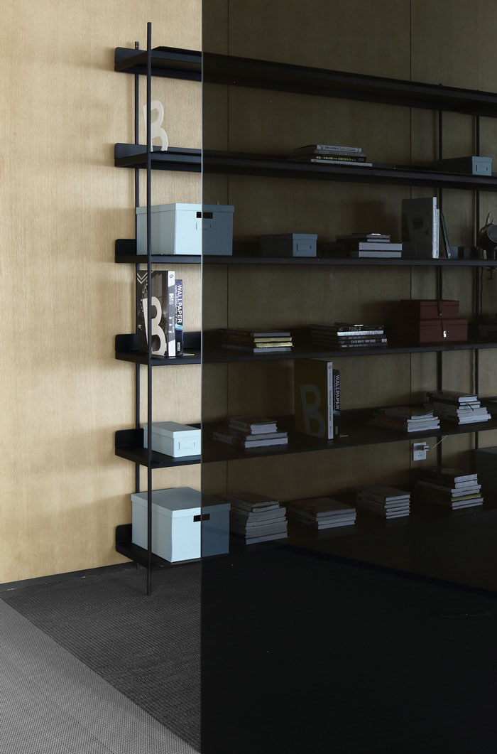 眾創空間辦公室展柜裝修設計效果圖