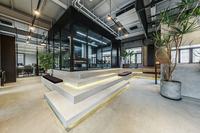 鋼結構舊廠房辦公室休息區裝修設計效果圖