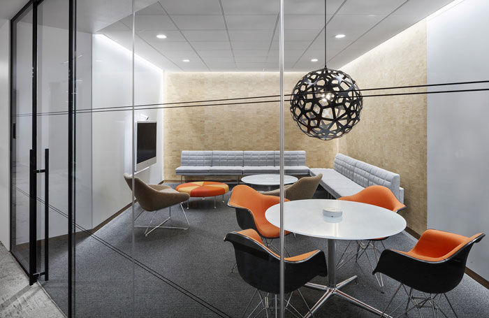 極簡風格辦公室交流區裝修設計效果圖
