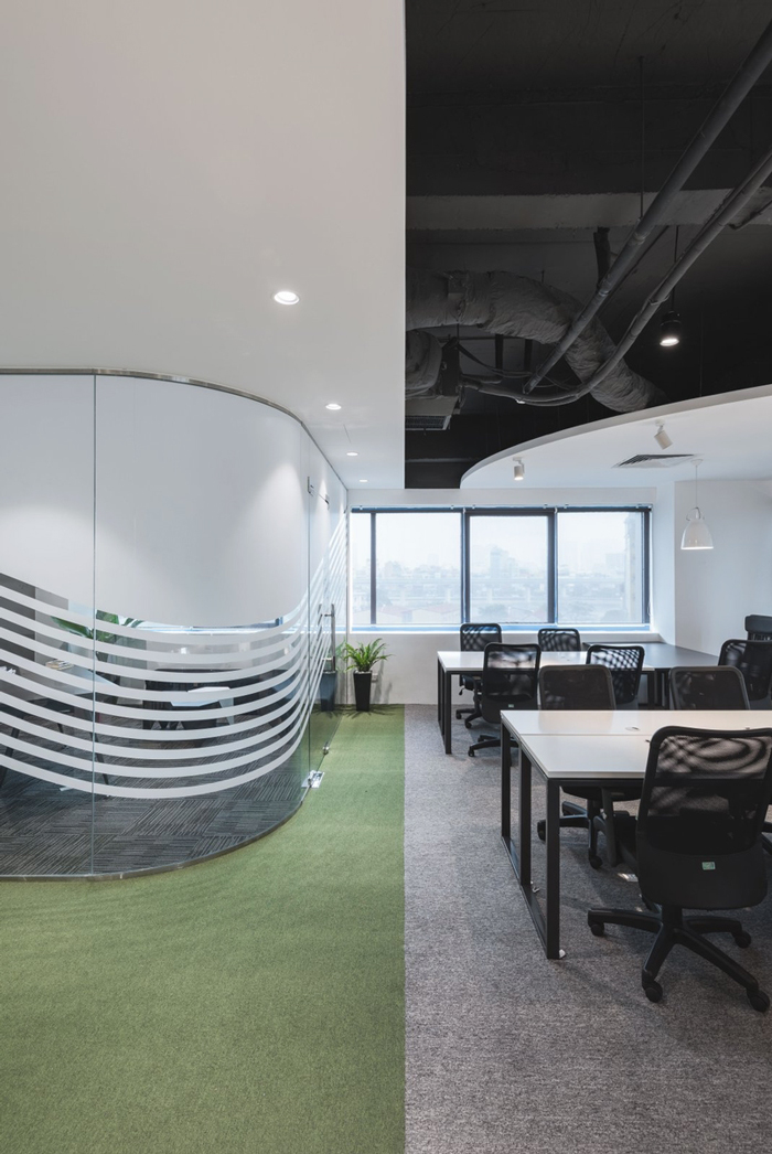 傳媒公司辦公室內部辦公區(qū)裝修設計效果圖