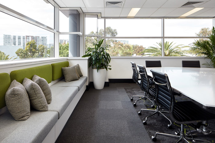 網(wǎng)絡科技公司會議室裝修設計效果圖