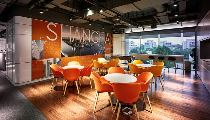 科技園區(qū)辦公樓休息區(qū)裝修設計效果圖