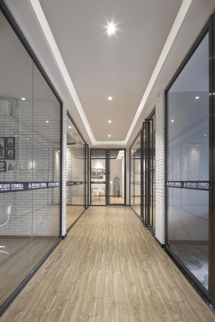 工廠辦公室過道設計裝修效果圖