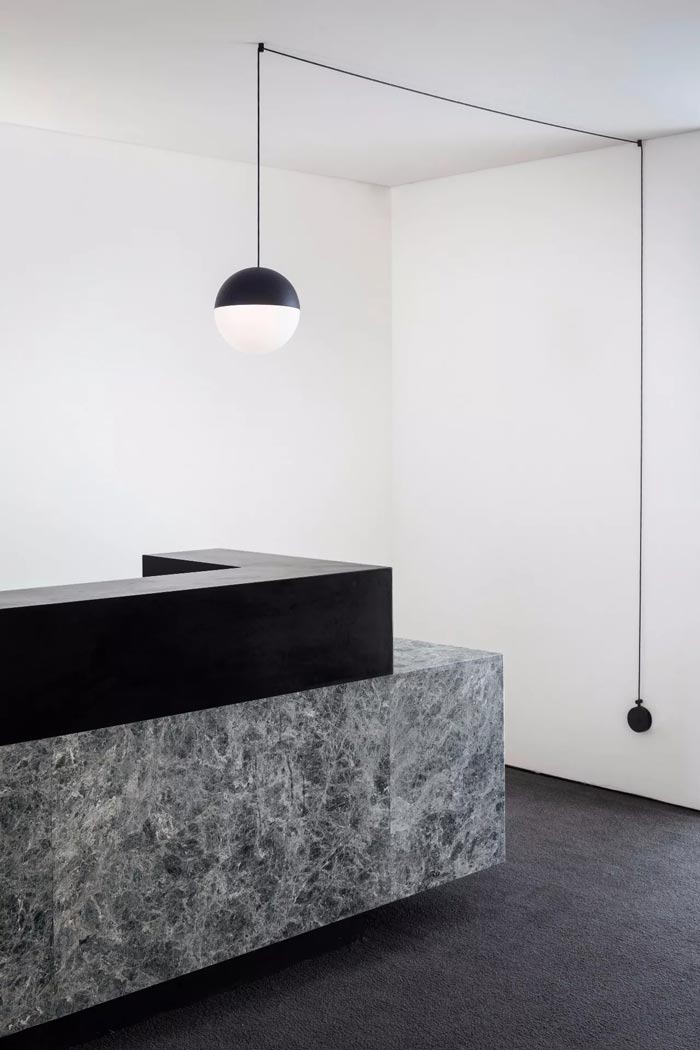 8000平方辦公樓前臺設(shè)計(jì)方案